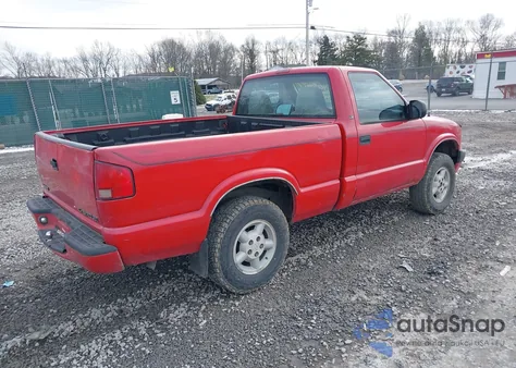 2000 Chevrolet S-10 Ls from USA, damaged, VIN 1GCDT14W1YK100119